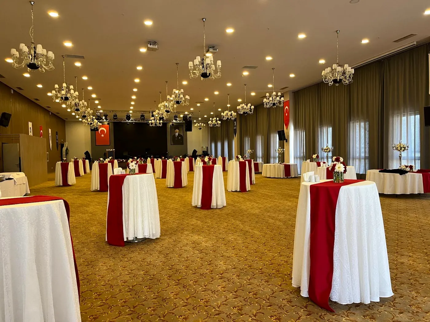 Ankara bistro masa kiralama